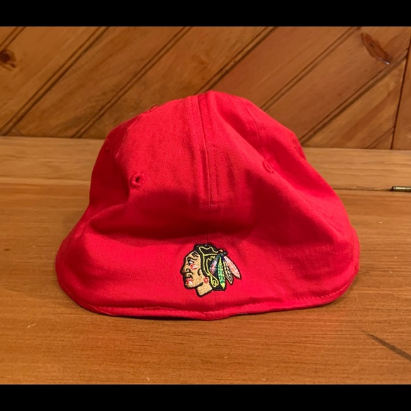 Chicago Blackhawks Embroidered Hat Brand New - Picture 2 of 7